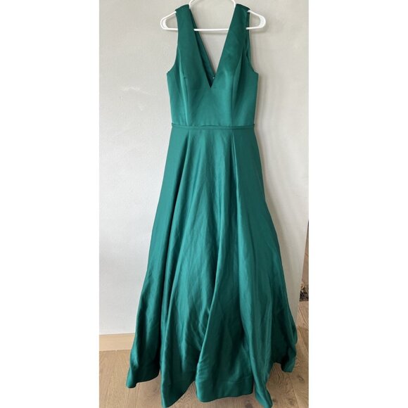 $340 Glamour by Terani Green Prom Party Maxi Dress Long Size 12 Sleeveless Vneck - Picture 1 of 6